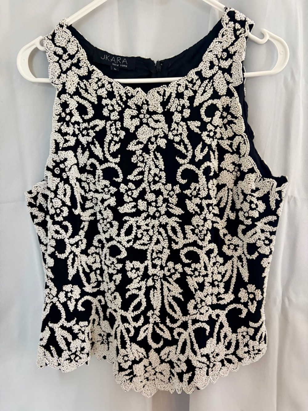 J Kara Black and White Beaded Floral Sleeveless Camisole